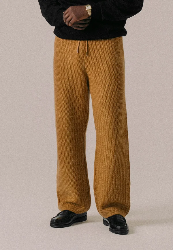 STRUCTURE PANTS UNISEX - Stoffhose - taffy