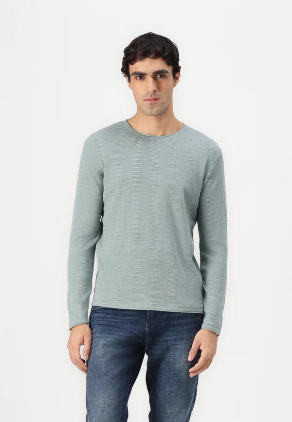 STRUCTURED ROLL EDGE - Strickpullover - light ice blue