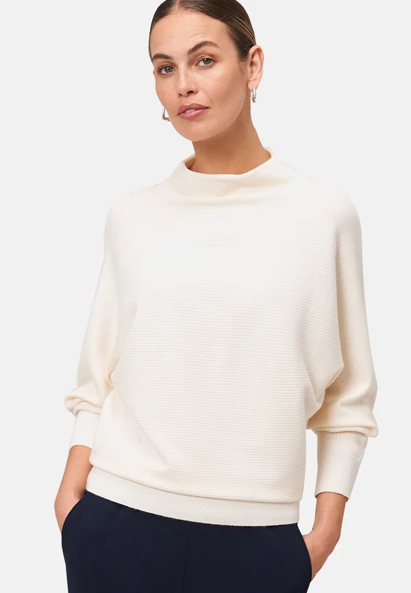 STRUKTURIERT MIT STEHKRAGEN - Strickpullover - eggnog