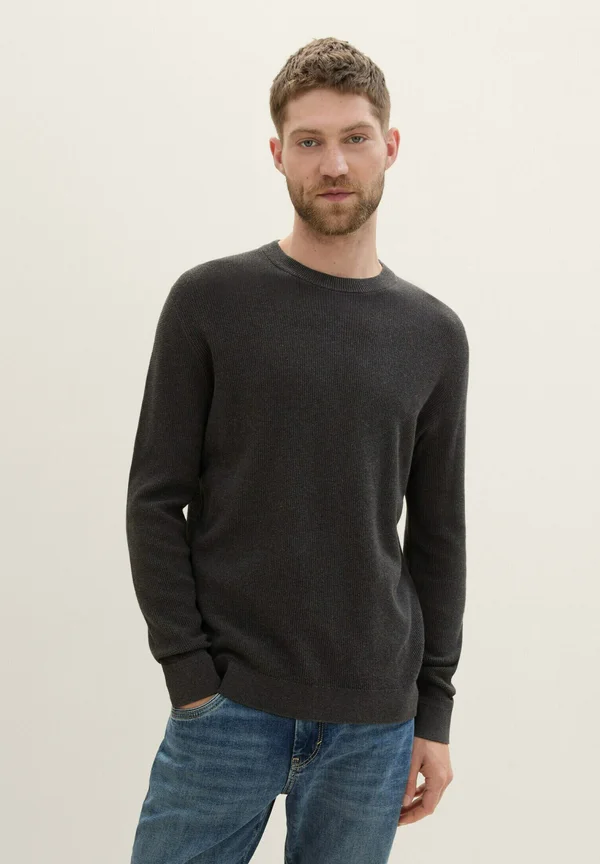 STRUKTURIERTER RUNDHALS - Strickpullover - black grey melange