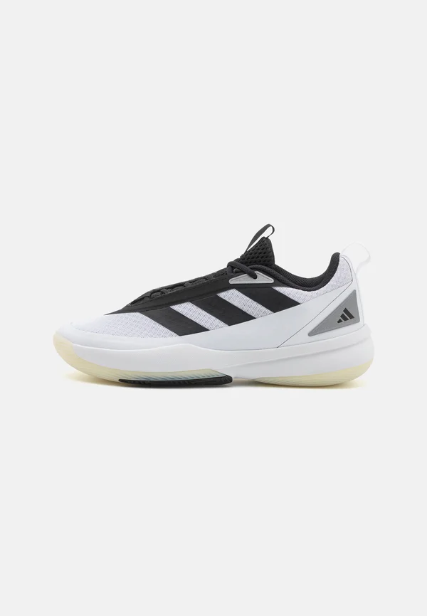 SUBZONE - Basketballschuh - footwear white/core black