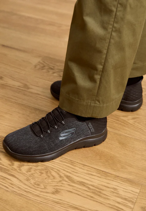 SUMMITS - Sneaker low - black mesh
