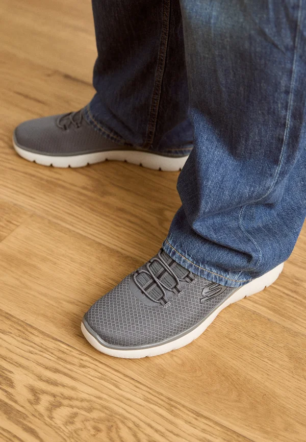 SUMMITS - Sneaker low - grau