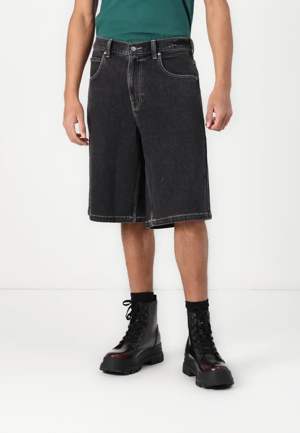 SUPER BAGGY JORT  - Jeans Shorts - dark wash