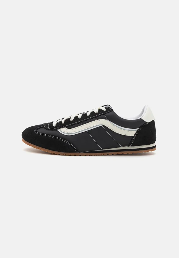 SUPER LOWPRO - Sneaker low - black