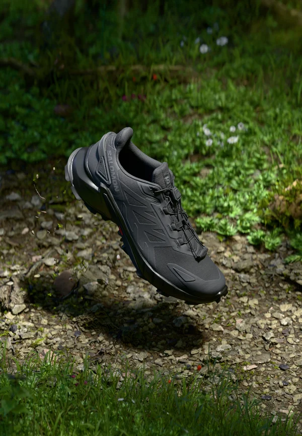 SUPERCROSS 4 - Laufschuh Trail - black