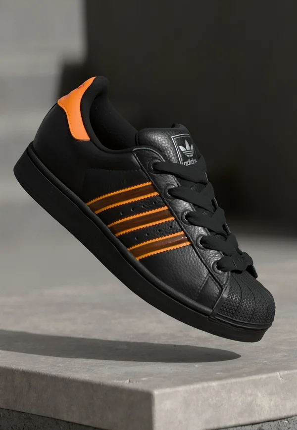 SUPERSTAR II - Sneaker low - core black   crew orange   semi impact orange