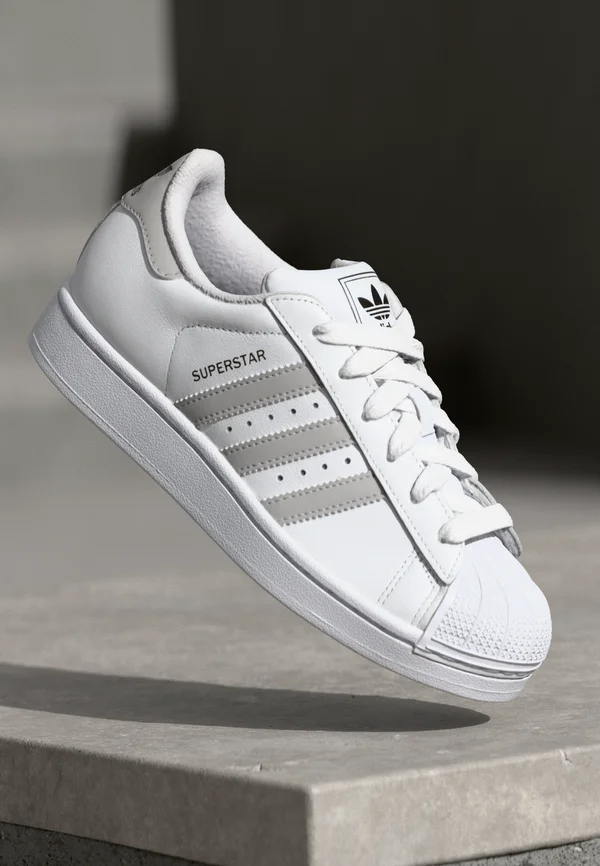 SUPERSTAR II UNISEX - Sneaker low - footwear white/grey two/core black