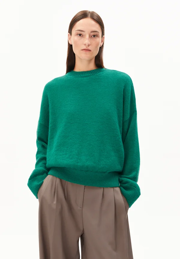 SURI INARIAAS - Strickpullover - emerald green