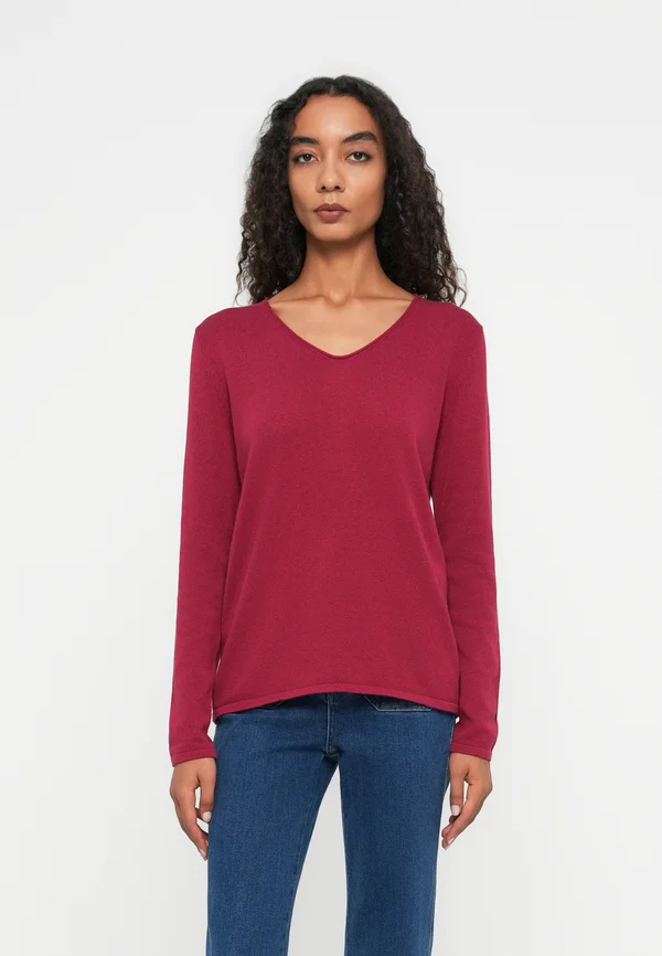 SWEATER BASIC V-NECK - Strickpullover - rumba red