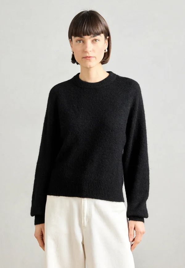 SWEATER IZZY - Strickpullover - black