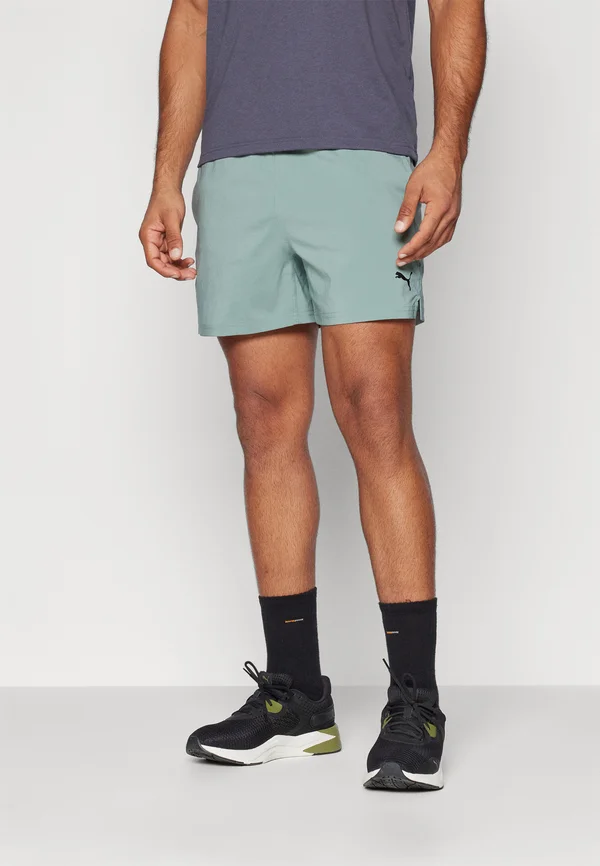TAD ESSENTIALS SHORT - Kurze Sporthose - green moon
