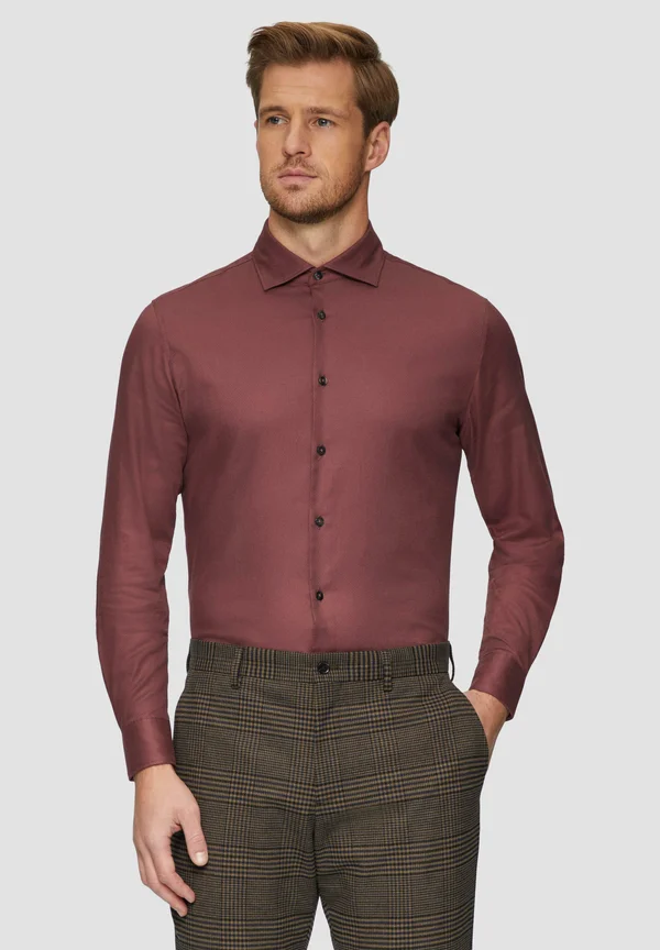 TAILORED FIT FEIN STRUKTURIERTES AUS COMFORT STRETCH - Businesshemd - bordeaux