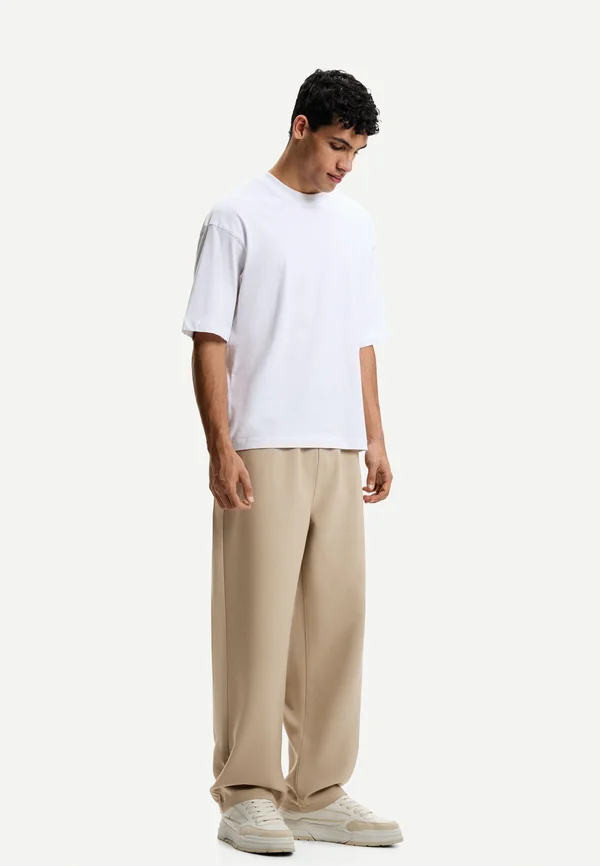 TAILORED FIT - Jogginghose - camel