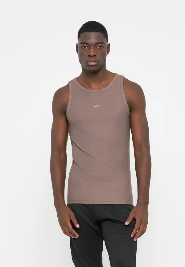 TANK - Top - earth strata