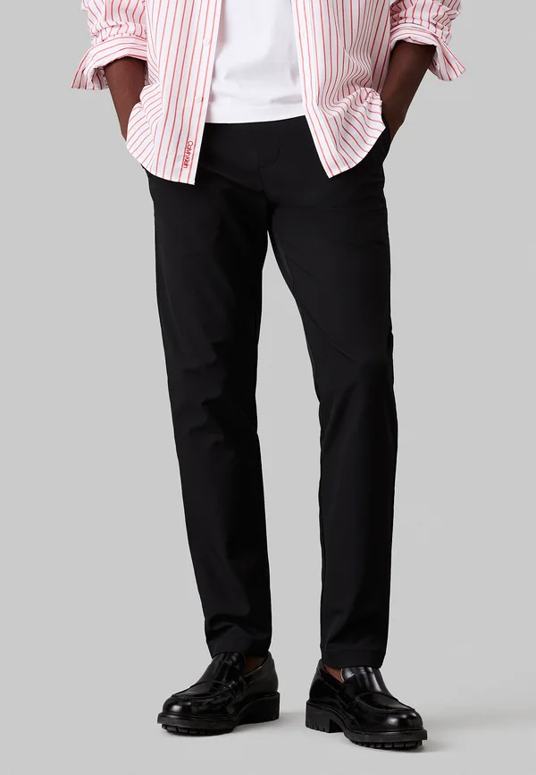 TAPERED STRETCH JOGGERS - Jogginghose - ck black