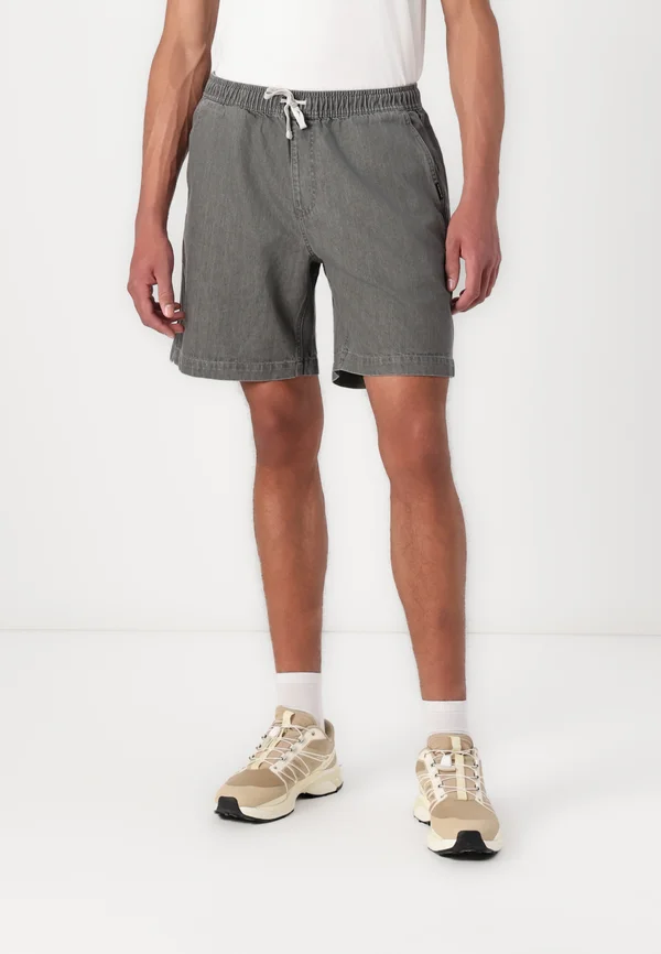 TAXER  - Jeans Shorts - medium grey wash