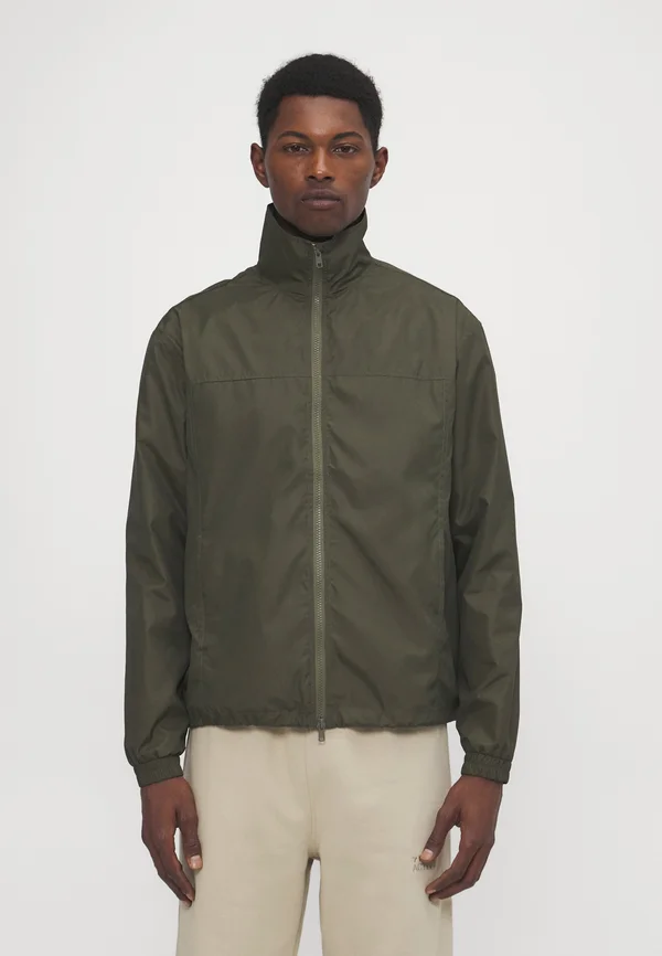 TECH JACKET - Leichte Jacke - ivy green