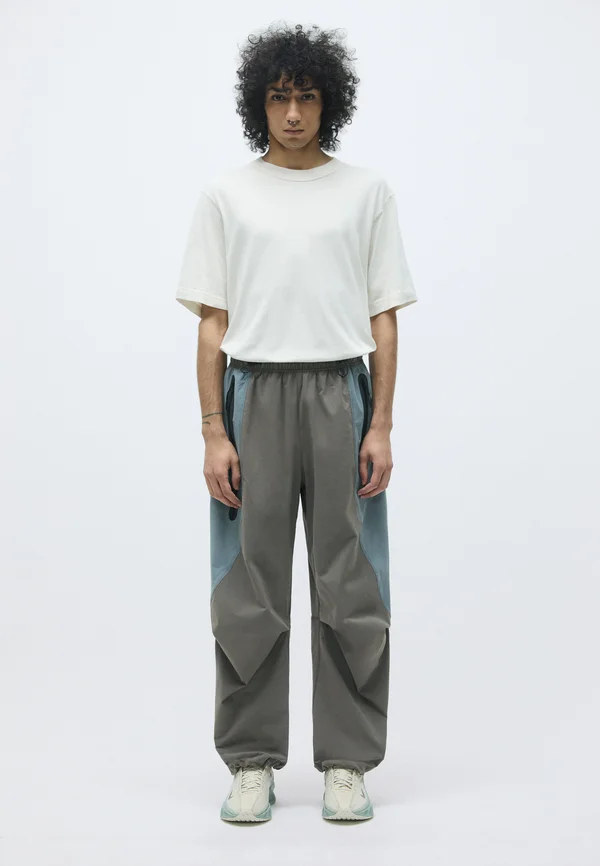TECH PANT - Jogginghose - cave stone/cool grey