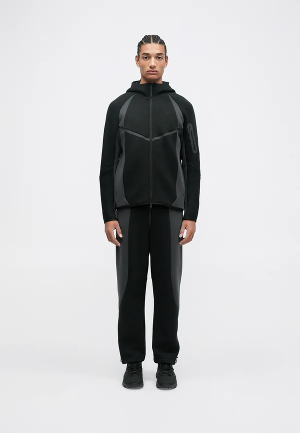 TECH PRO PANT - Jogginghose - black/anthracite