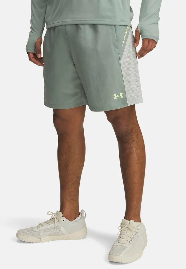 TECH UTILITY - Kurze Sporthose - silica green