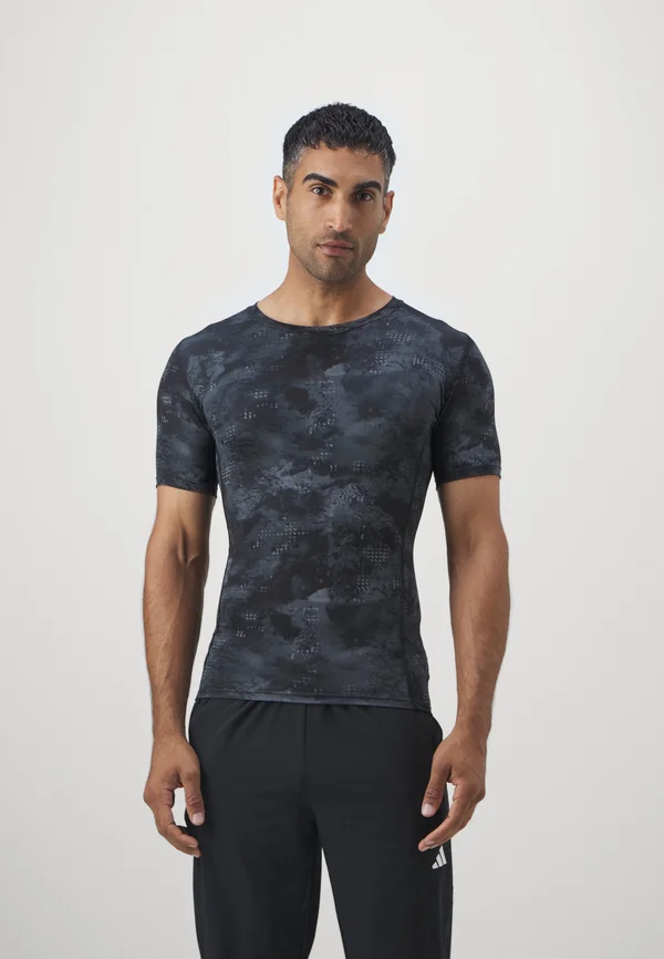 TECHFIT - Sport T-Shirt - black