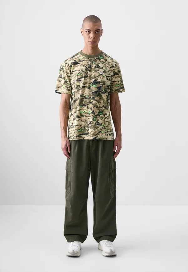 TEE LEAFCUTTER - T-Shirt print - medium olive