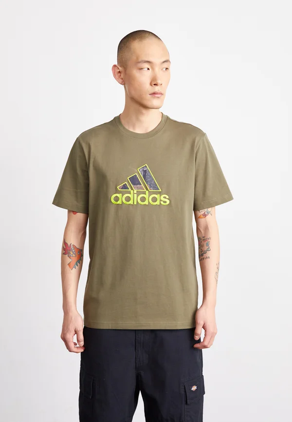TEE - T-Shirt print - olive strata
