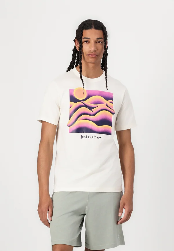 TEE - T-Shirt print - pale ivory