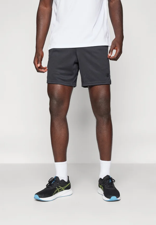 TENACITY TRAINING SHORT - Kurze Sporthose - black