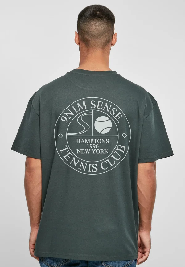 TENNIS CLUB BADGE - T-Shirt print - bottlegreen