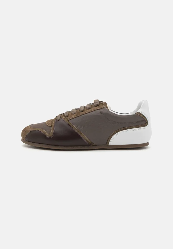 TENNIS SHOES - Sneaker low - foresta/bianco
