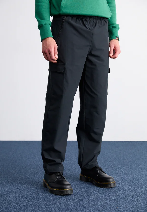 TERATILO - Cargohose - black