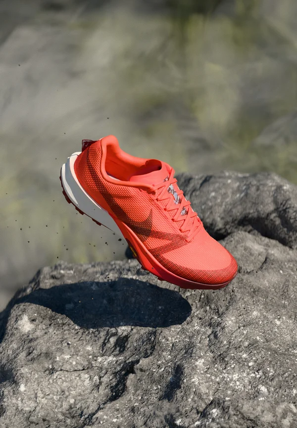 TERRA KIGER 10 - Laufschuh Trail - hyper crimson/dark team red/sail/glacier blue