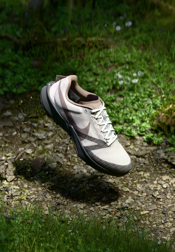 TERRA KIGER 10 WTP - Laufschuh Trail - vast grey black iron grey summit white