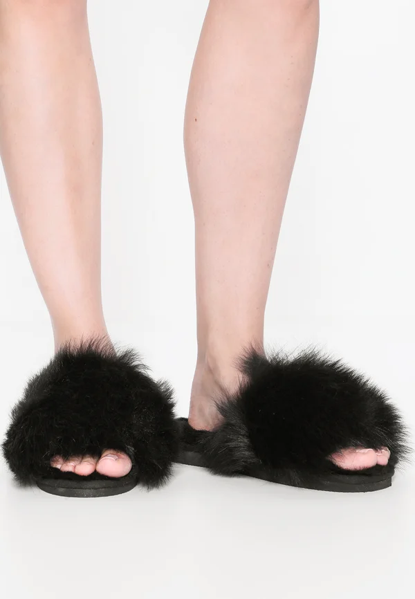 TESSAN - Hausschuh - black
