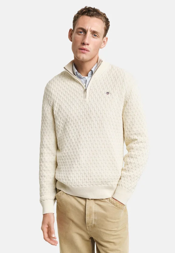 TEXTURED HALF ZIP - Strickpullover - cream