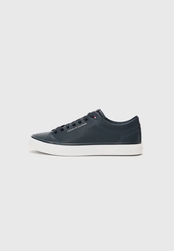 TH HI VULC CORE - Sneaker low - desert sky