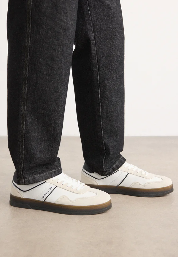 THE GREENWICH - Sneaker low - black