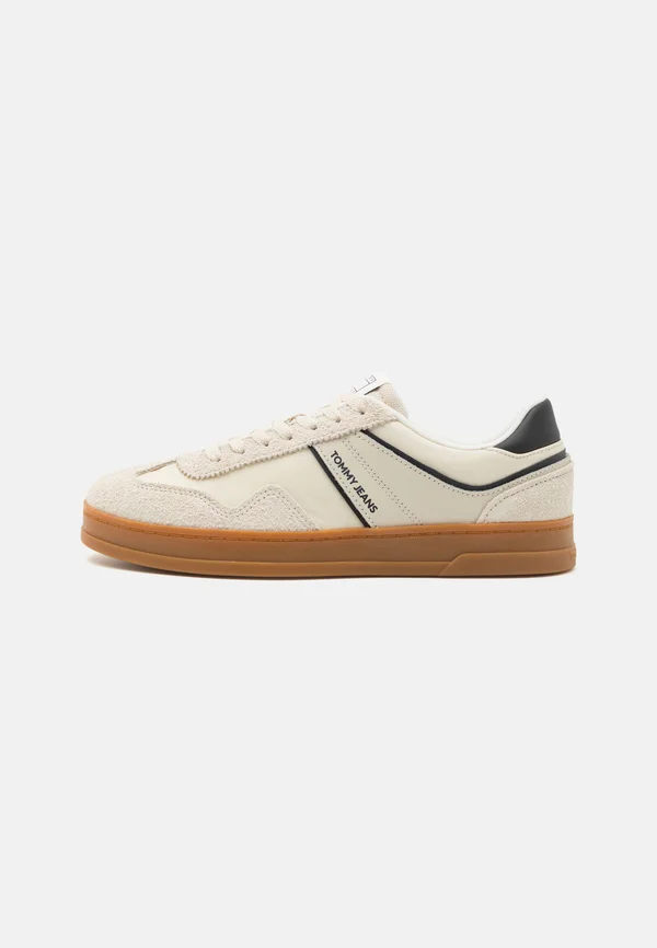 THE GREENWICH - Sneaker low - newsprint