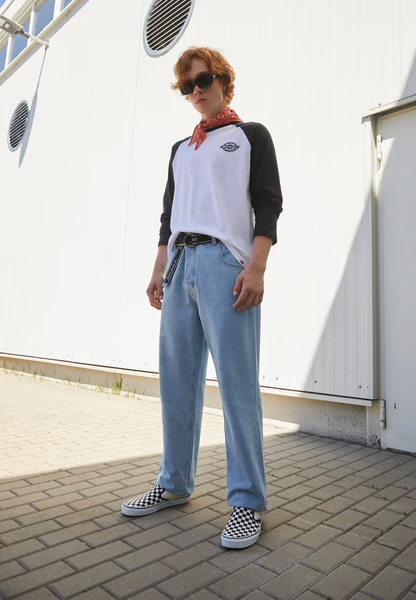 THOMASVILLE  - Jeans Relaxed Fit - vintage aged blue