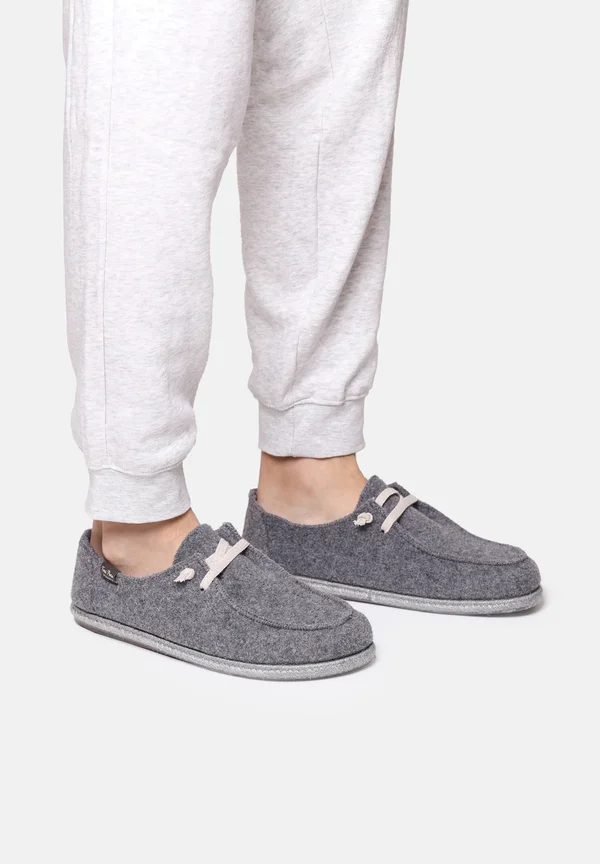 TIAGO - Slipper - gris
