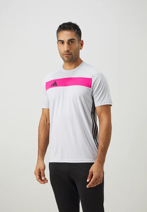 TIRO 25 ESSENTIALS - Sport T-Shirt - clear grey/real magenta