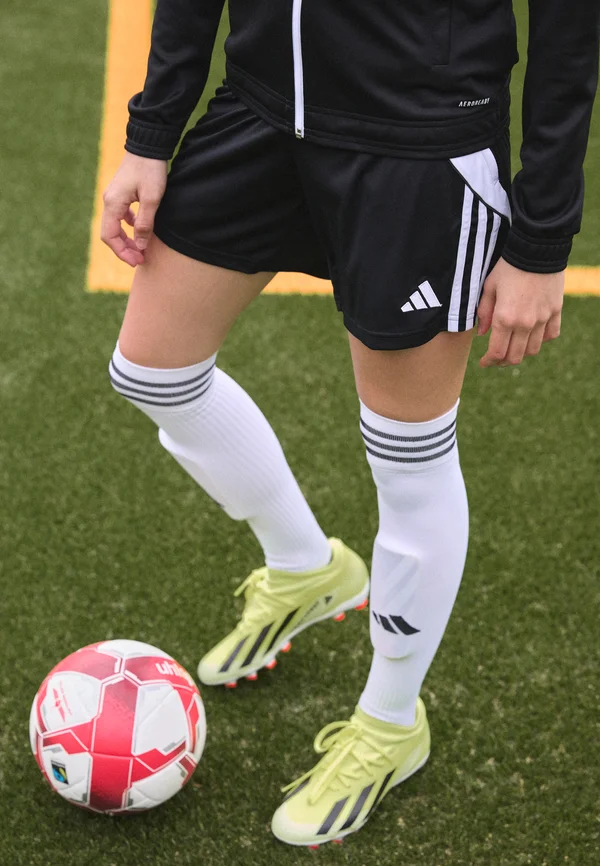 TIRO24 TRAINING SHORT - Kurze Sporthose - black/white