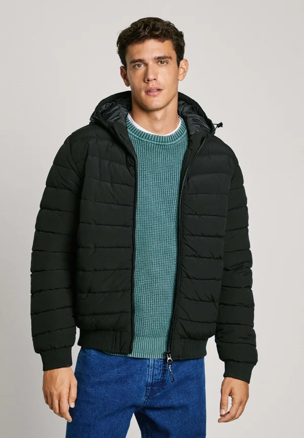 TOMEK - Outdoorjacke - black