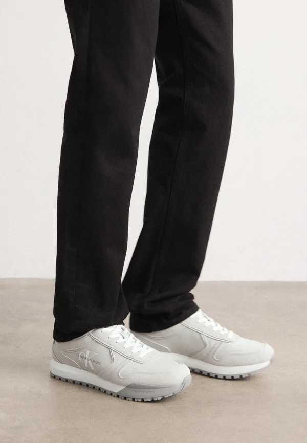 TOOTHY RUNNER IRREGULAR LINES - Sneaker low - oyster mushroom