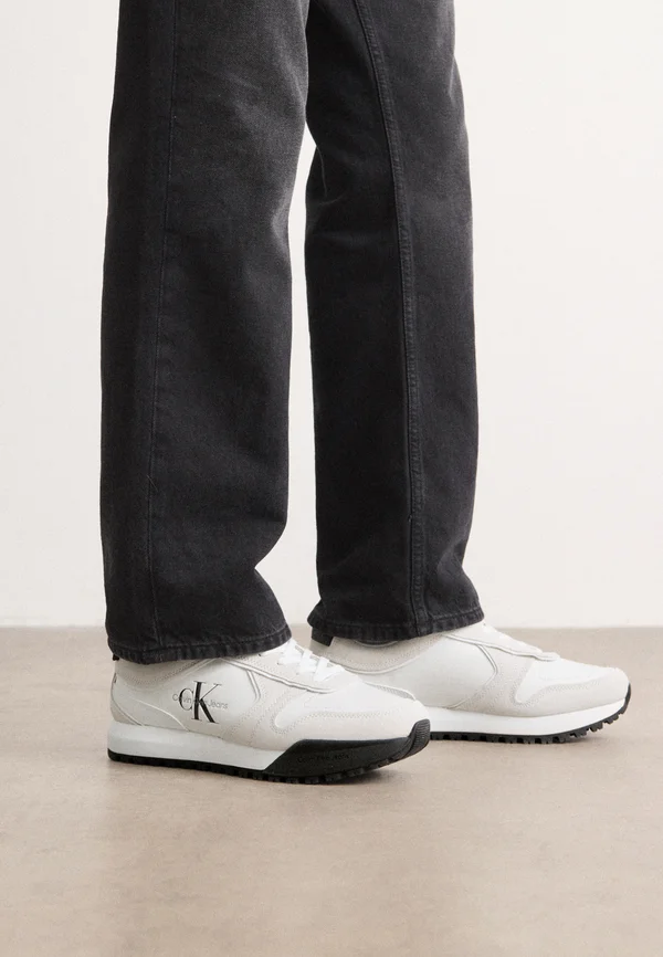 TOOTHY RUNNER IRREGULAR LINES - Sneaker low - white