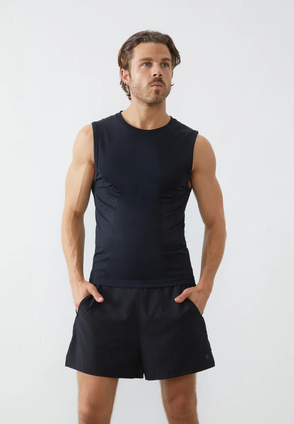Top - black