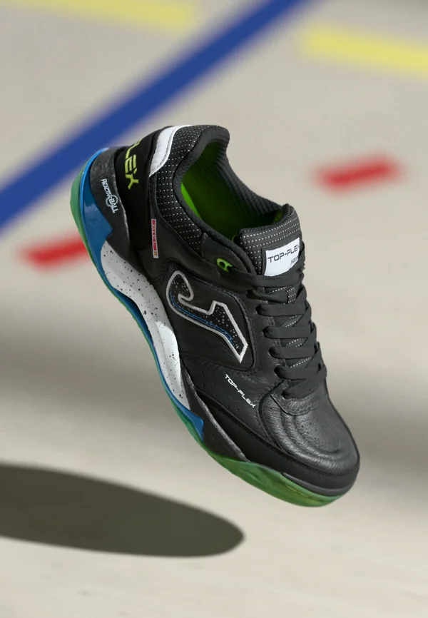 TOP FLEX PLUS - Indoor-Fußballschuhe - black