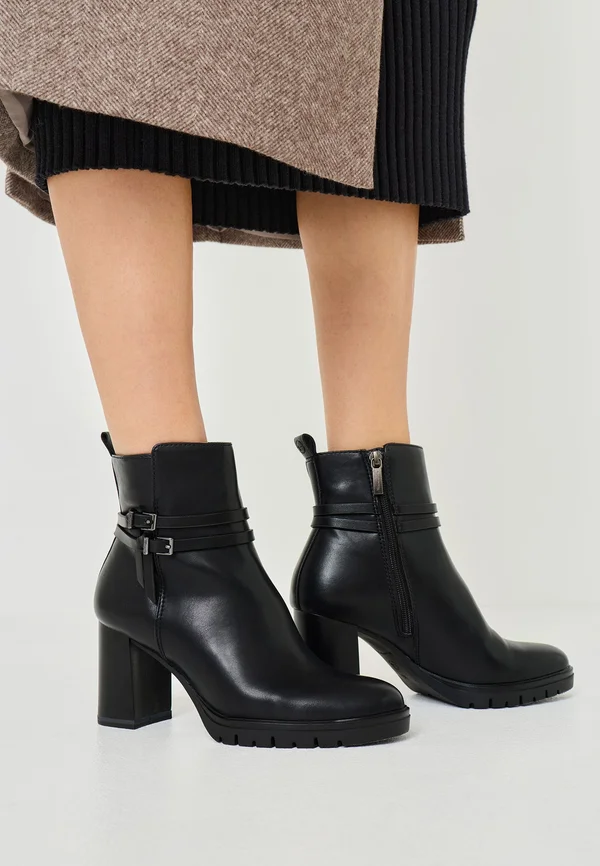 TOUCH-IT - High Heel Stiefelette - black
